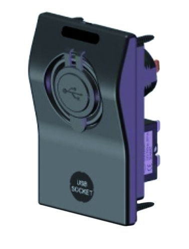 Einzell wirkende Schalttafel  60x100mm  USB Anschluß